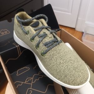 Allbirds Wool Runners - size 9